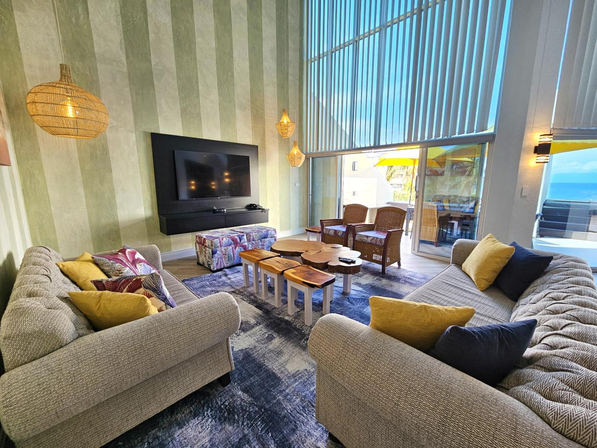 First Group La Montagne Hotel Балито Екстериор снимка